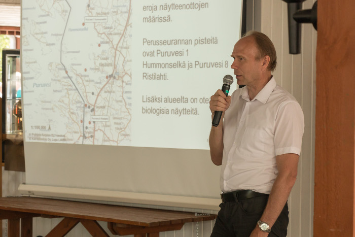 Ari Niiranen esiintyy