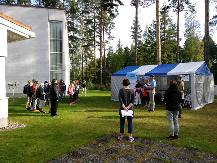 Koko ryhmä koolla päivän aluksi