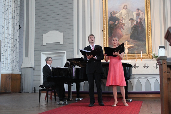 Kristian Lindroos ja Elli Vallinoja