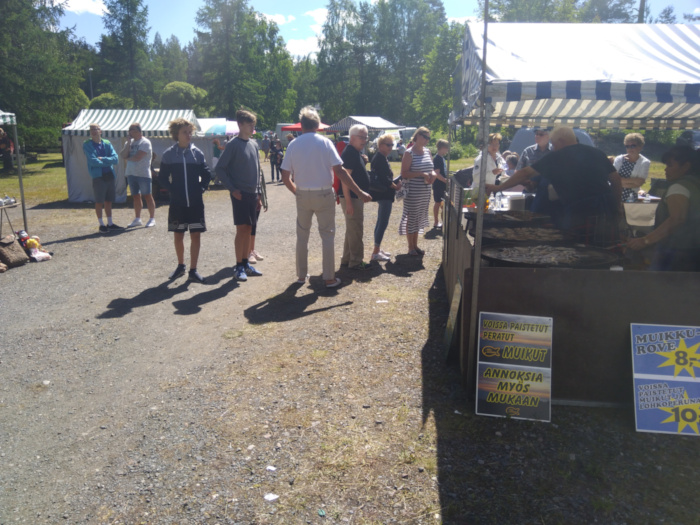 Muikkuja tarjolla Muikkumarkkinoilla
